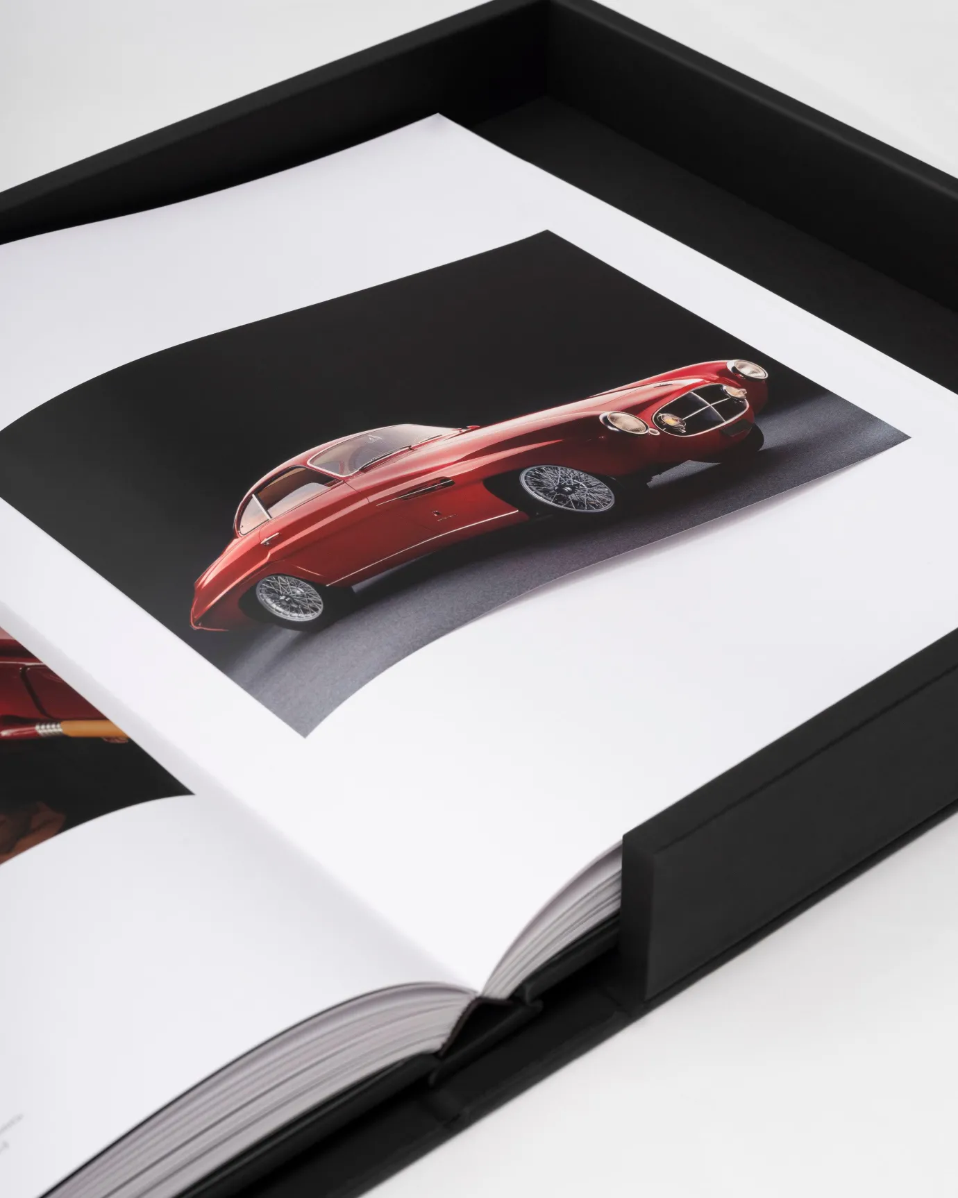 Sportwagens-Assouline De Onmogelijke Verzameling Auto'S